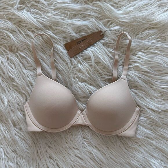 SKIMS Other - Skims Fits Everybody T-shirt Bra Sand Size 30B